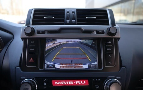 Toyota Land Cruiser Prado 150 рестайлинг 2, 2014 год, 3 799 000 рублей, 14 фотография