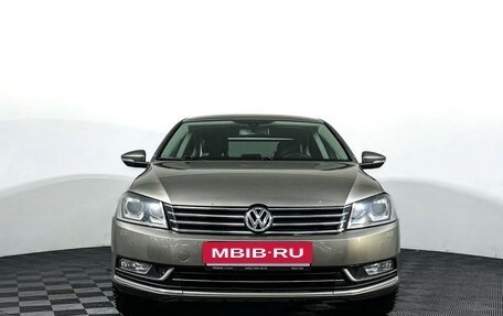 Volkswagen Passat B7, 2012 год, 1 075 000 рублей, 2 фотография