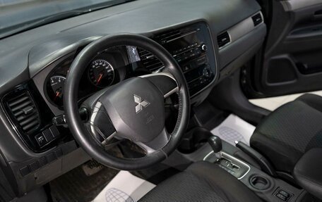 Mitsubishi Outlander III рестайлинг 3, 2012 год, 1 689 000 рублей, 5 фотография