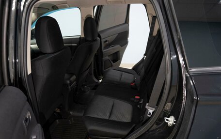 Mitsubishi Outlander III рестайлинг 3, 2012 год, 1 689 000 рублей, 10 фотография