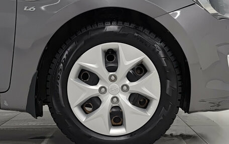 Hyundai Solaris II рестайлинг, 2014 год, 877 000 рублей, 22 фотография