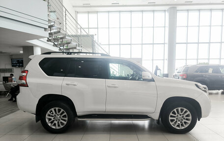 Toyota Land Cruiser Prado 150 рестайлинг 2, 2014 год, 3 450 000 рублей, 5 фотография