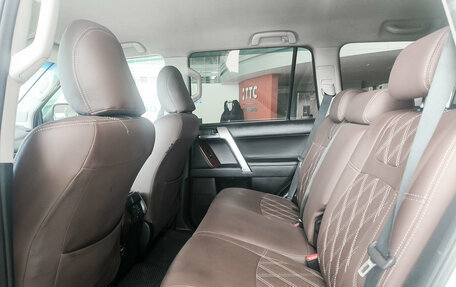 Toyota Land Cruiser Prado 150 рестайлинг 2, 2014 год, 3 450 000 рублей, 15 фотография