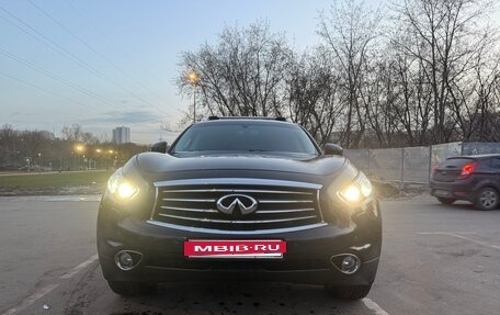Infiniti QX70, 2014 год, 2 890 000 рублей, 4 фотография