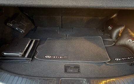 Infiniti QX70, 2014 год, 2 890 000 рублей, 31 фотография