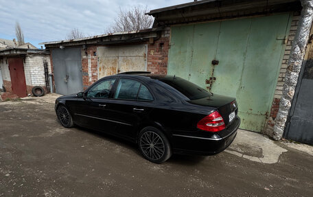 Mercedes-Benz E-Класс, 2005 год, 840 000 рублей, 4 фотография