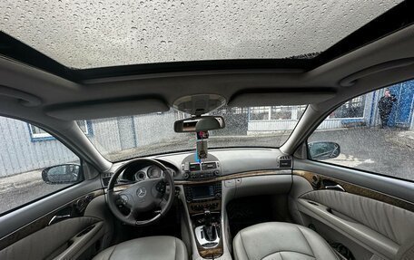 Mercedes-Benz E-Класс, 2005 год, 840 000 рублей, 10 фотография