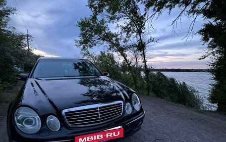 Mercedes-Benz E-Класс, 2005 год, 840 000 рублей, 5 фотография