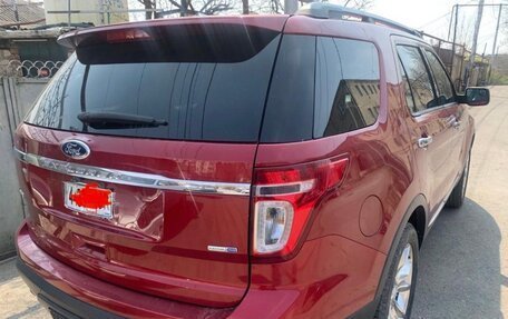 Ford Explorer VI, 2013 год, 1 250 000 рублей, 4 фотография