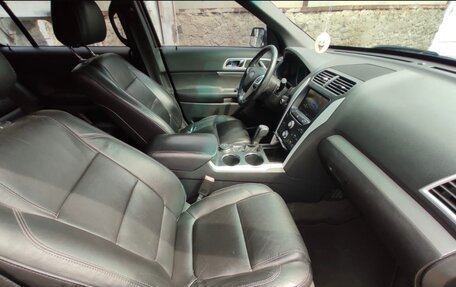 Ford Explorer VI, 2013 год, 1 250 000 рублей, 14 фотография