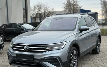 Volkswagen Tiguan II, 2021 год, 3 000 000 рублей, 1 фотография