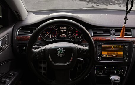 Skoda Superb III рестайлинг, 2010 год, 900 000 рублей, 13 фотография