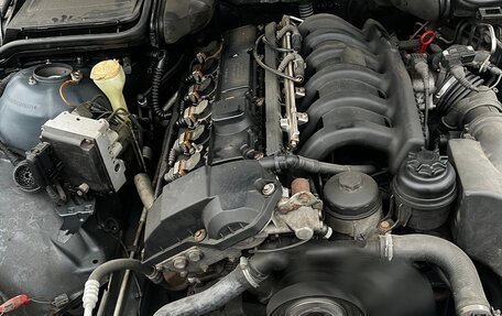 BMW 5 серия, 1996 год, 335 000 рублей, 10 фотография