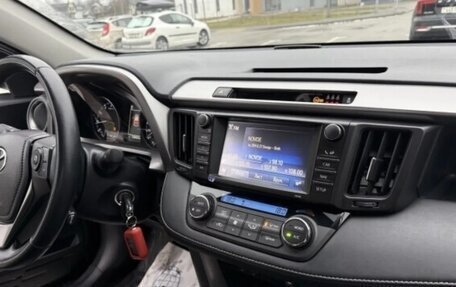 Toyota RAV4, 2017 год, 2 100 000 рублей, 8 фотография