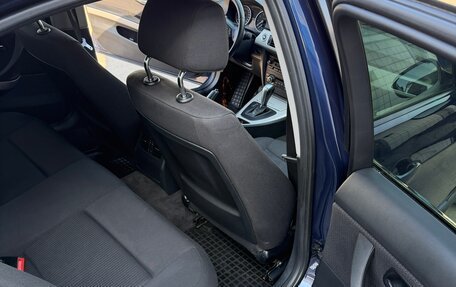 BMW 3 серия, 2011 год, 880 000 рублей, 10 фотография