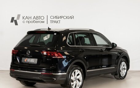 Volkswagen Tiguan II, 2021 год, 3 461 900 рублей, 3 фотография