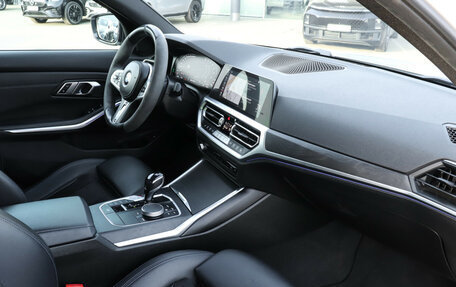 BMW 3 серия, 2021 год, 3 650 000 рублей, 9 фотография