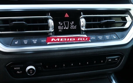 BMW 3 серия, 2021 год, 3 650 000 рублей, 16 фотография