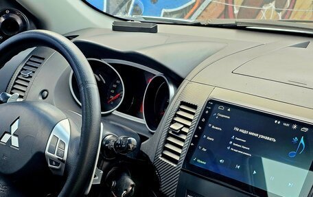 Mitsubishi Outlander III рестайлинг 3, 2008 год, 710 000 рублей, 6 фотография