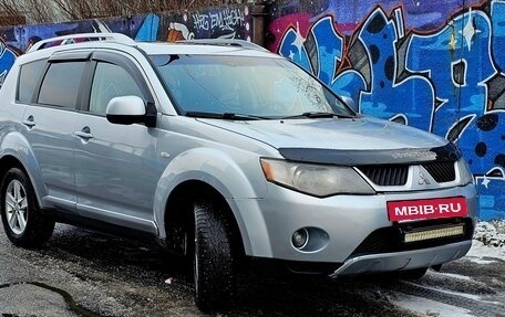 Mitsubishi Outlander III рестайлинг 3, 2008 год, 710 000 рублей, 2 фотография