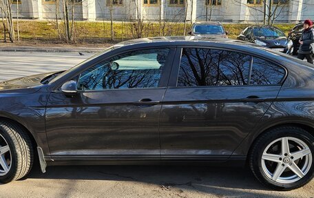 Volkswagen Passat B8 рестайлинг, 2016 год, 1 650 000 рублей, 7 фотография