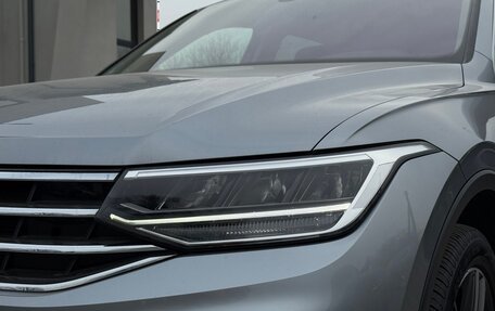 Volkswagen Tiguan II, 2021 год, 3 000 000 рублей, 11 фотография