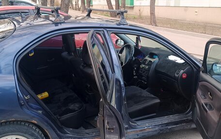 Mitsubishi Carisma I, 2001 год, 170 000 рублей, 7 фотография