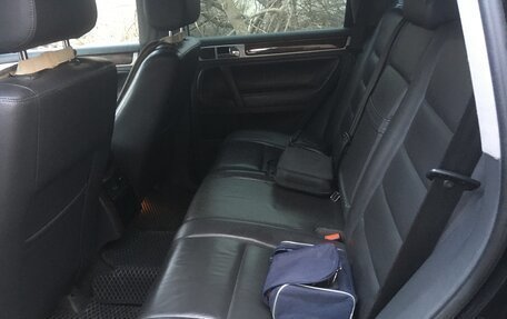 Volkswagen Touareg III, 2007 год, 1 100 000 рублей, 10 фотография