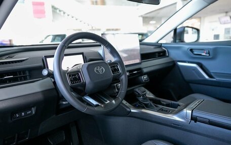 Toyota RAV4, 2025 год, 5 690 000 рублей, 19 фотография