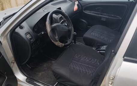 Mitsubishi Carisma I, 1999 год, 270 000 рублей, 4 фотография