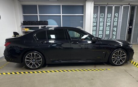 BMW 7 серия, 2022 год, 8 770 000 рублей, 4 фотография