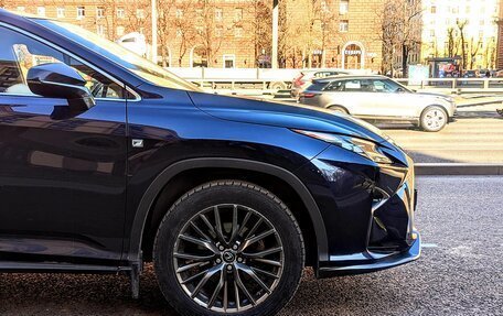 Lexus RX IV рестайлинг, 2017 год, 3 540 000 рублей, 4 фотография