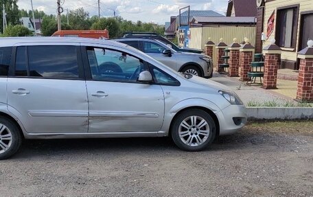 Opel Zafira B, 2012 год, 300 000 рублей, 4 фотография