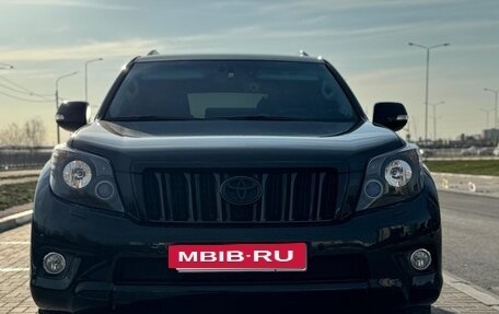 Toyota Land Cruiser Prado 150 рестайлинг 2, 2012 год, 3 500 000 рублей, 5 фотография