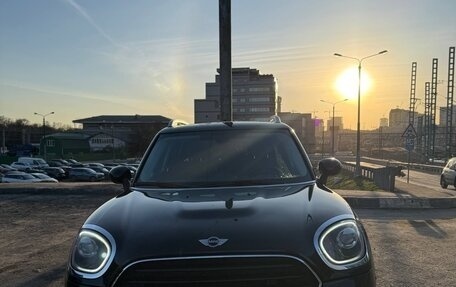 MINI Countryman II (F60), 2017 год, 2 300 000 рублей, 8 фотография