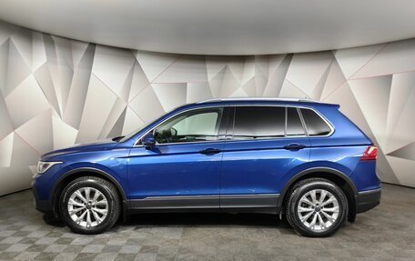 Volkswagen Tiguan II, 2021 год, 3 493 000 рублей, 5 фотография