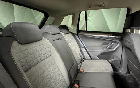 Volkswagen Tiguan II, 2021 год, 3 493 000 рублей, 15 фотография