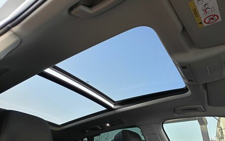 Volkswagen Tiguan II, 2019 год, 2 998 000 рублей, 11 фотография