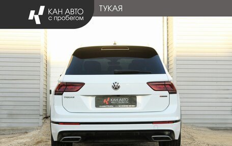 Volkswagen Tiguan II, 2019 год, 2 998 000 рублей, 4 фотография