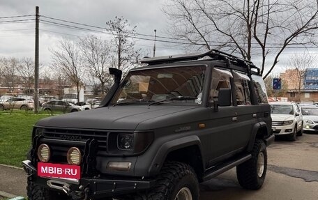 Toyota Land Cruiser 70, 1990 год, 1 900 000 рублей, 2 фотография