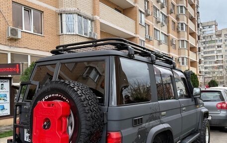 Toyota Land Cruiser 70, 1990 год, 1 900 000 рублей, 7 фотография