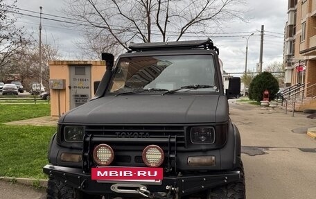 Toyota Land Cruiser 70, 1990 год, 1 900 000 рублей, 9 фотография