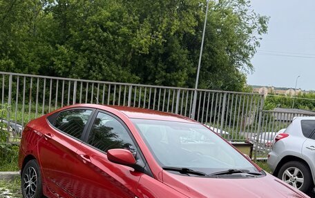 Hyundai Solaris II рестайлинг, 2014 год, 850 000 рублей, 2 фотография