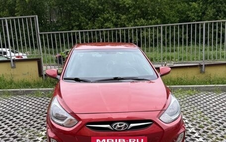 Hyundai Solaris II рестайлинг, 2014 год, 850 000 рублей, 5 фотография