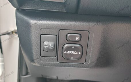 Toyota Yaris XP150 рестайлинг, 2022 год, 1 073 000 рублей, 14 фотография