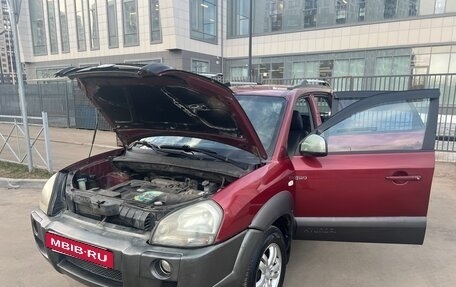 Hyundai Tucson III, 2005 год, 565 000 рублей, 14 фотография