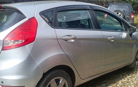 Ford Fiesta, 2009 год, 400 000 рублей, 2 фотография