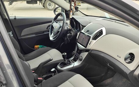 Chevrolet Cruze II, 2013 год, 650 000 рублей, 13 фотография