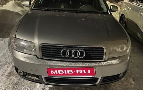 Audi A4, 2002 год, 450 000 рублей, 8 фотография