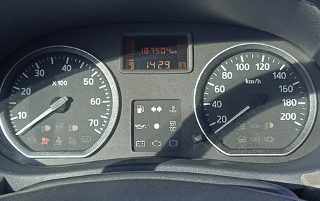 Renault Logan I, 2011 год, 400 000 рублей, 5 фотография